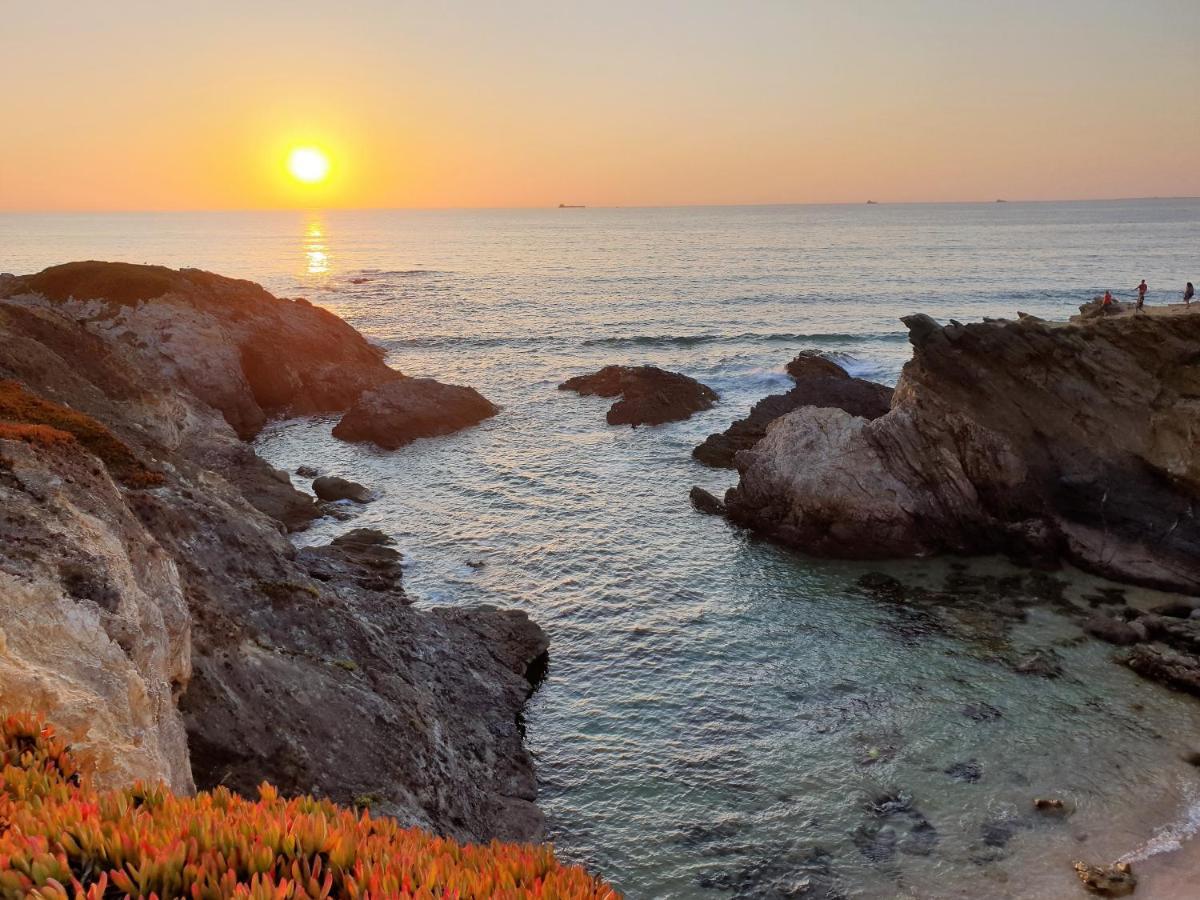 Casa Lusitana Da Baia Villa Porto Covo Buitenkant foto